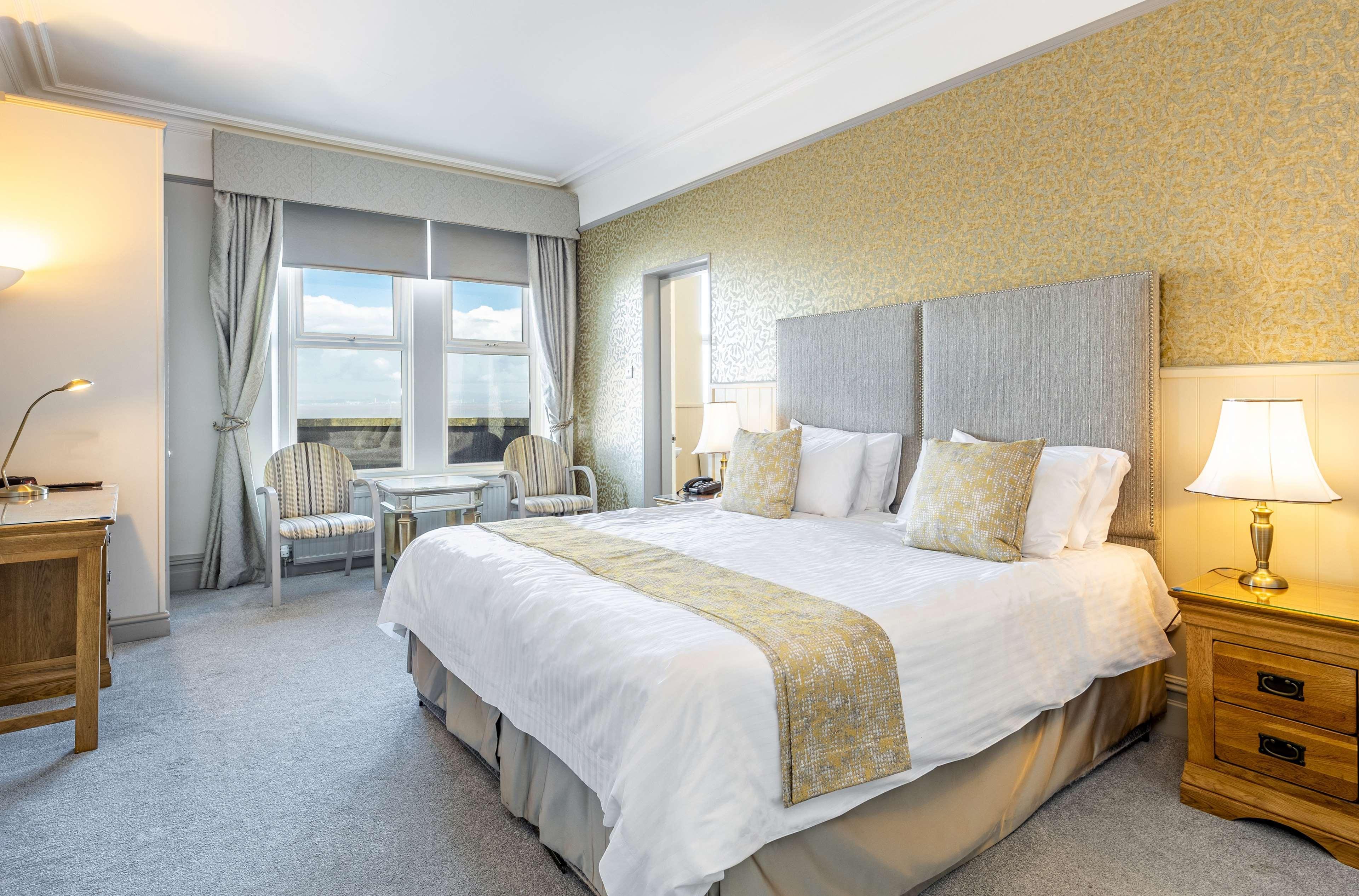 Best Western Walton Park Hotel คลีฟดอน ภายนอก รูปภาพ